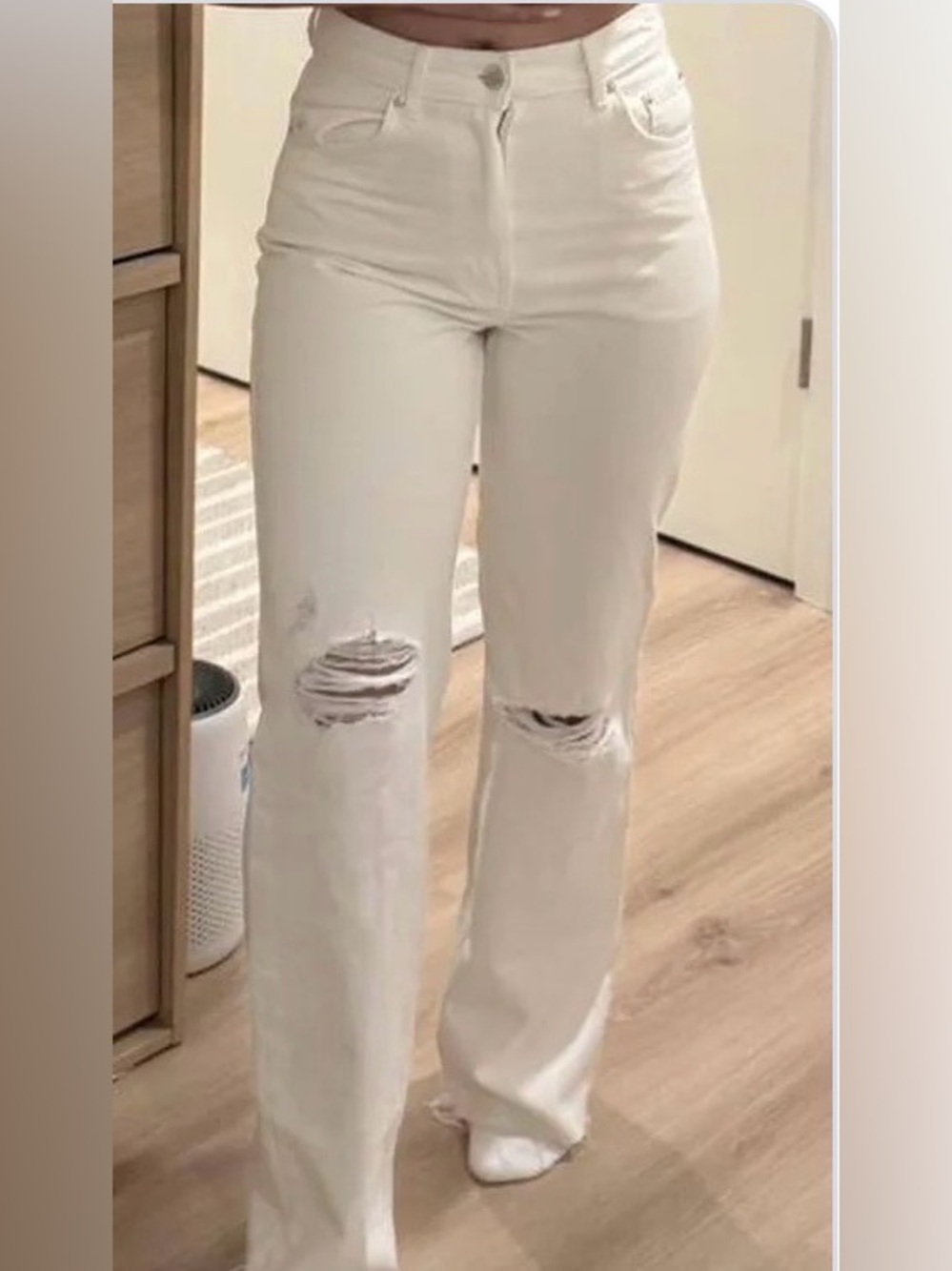 Pull&Bear White Relaxed Fit Distressed Jeans